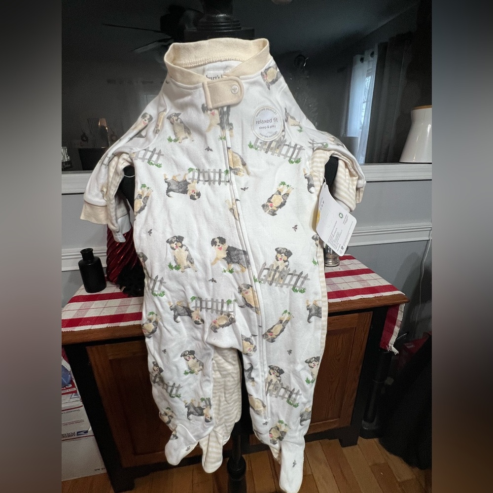 NWT-Burt’s  Bees 2 Piece Bundle Sleep & Play One Piece Outfit